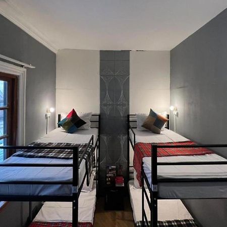 Machabelli 11A Hostel Тбілісі Екстер'єр фото